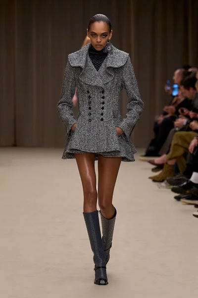 Look 1